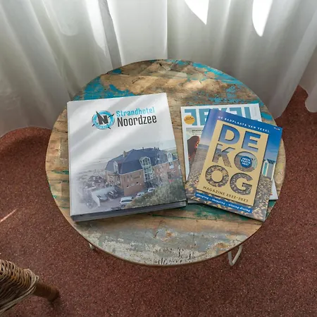 Strandhotel Noordzee Hotel 3*